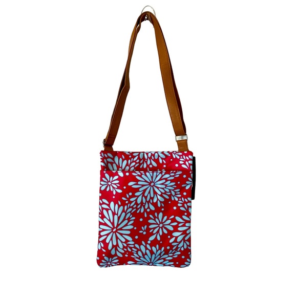 NWT Stone‎ Mountain Nylon Lockport Crossbody Bag - Picture 2 of 2